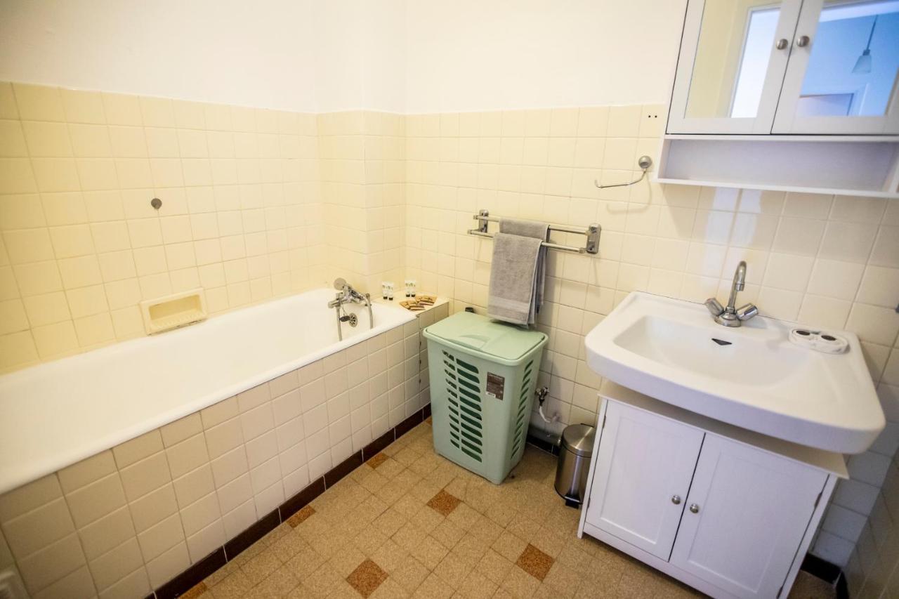 ++++ Renovated Cosy 50M2 Sunny Flat / Balcony / Close To Beach And To The Palais Des Festivals ++++ 戛纳 外观 照片